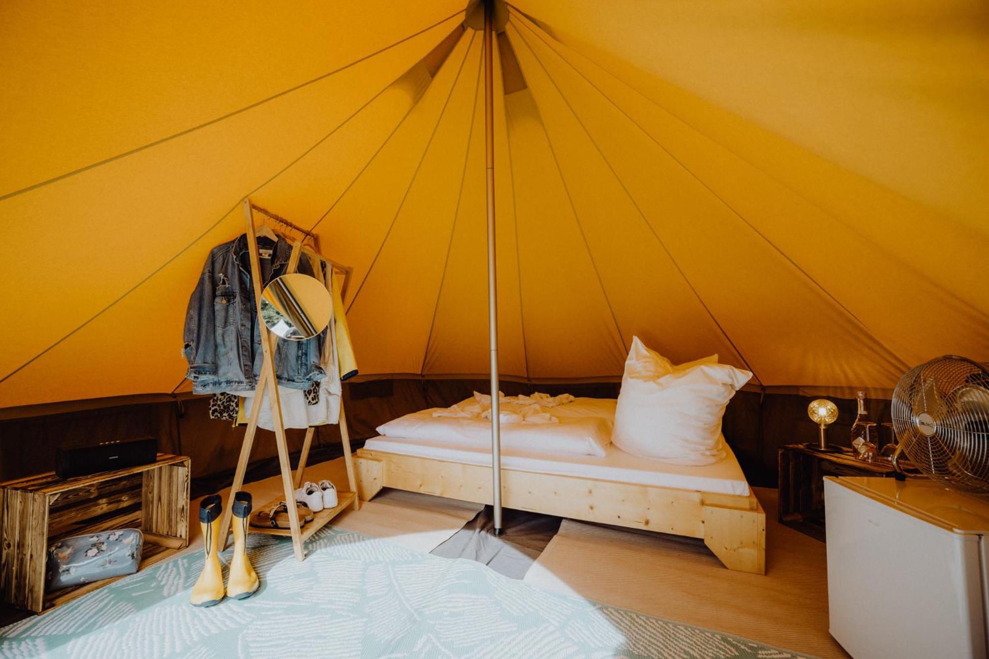 Raus Und Gut Glamping Am Graebendorfer See Drebkau Екстер'єр фото